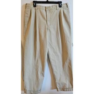 Eddie Bauer Mens Classic Fit Wrinkle Resistant Pleated Khaki Chinos  Size 38x29